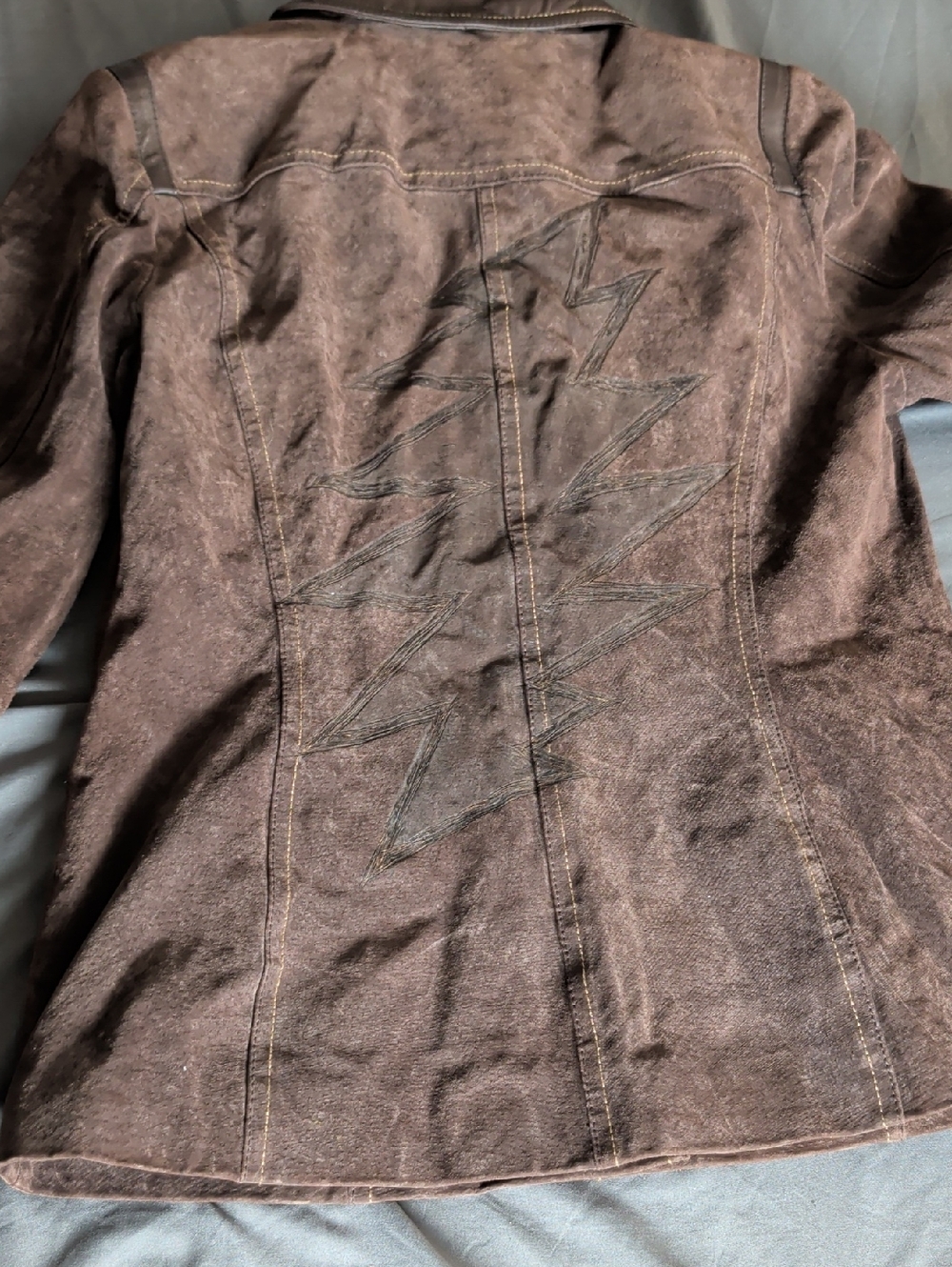 Bradley Bayou XS Leather Women's Blazer with Buckle Trim - Picture 8 of 10
